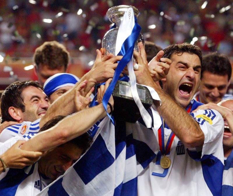 Euro 2004: Το όνειρο και τα πανηγυρικά πρωτοσέλιδα της εποχής [εικόνες] | iefimerida.gr 0